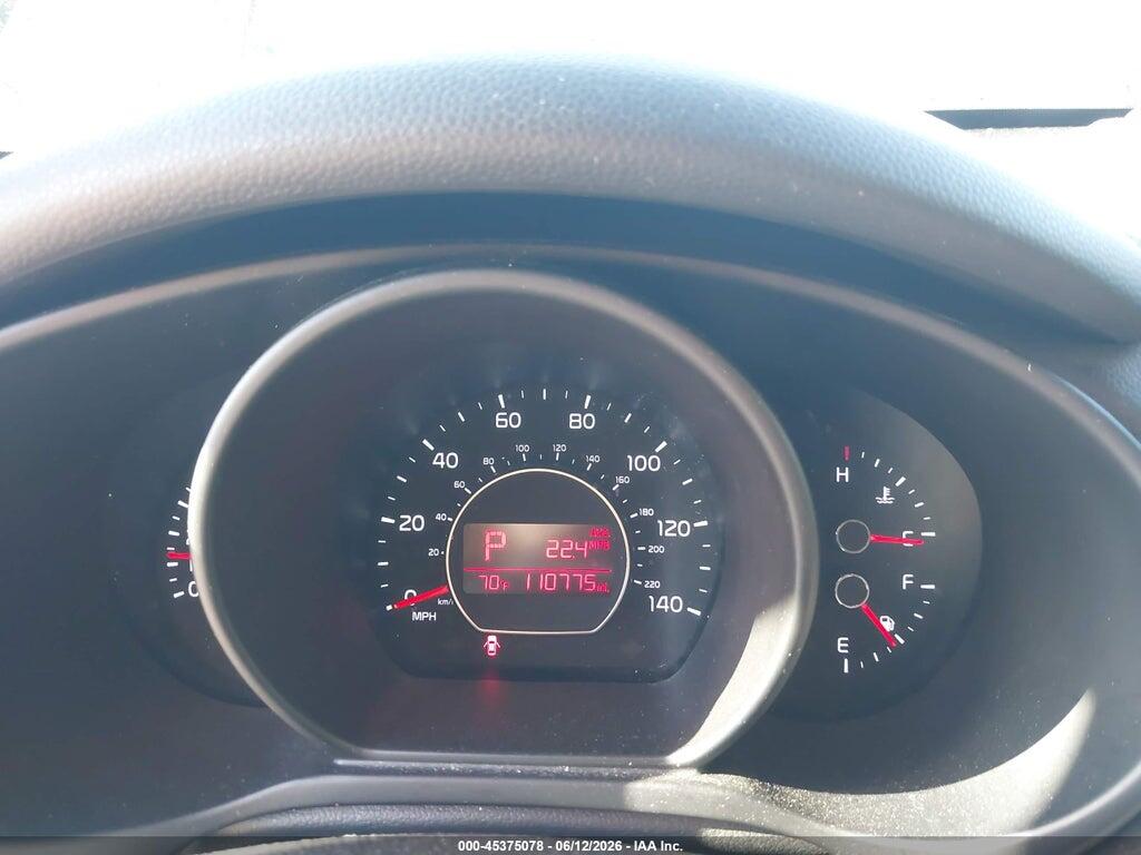 KNDJN2A22F7122747 2015 KIA SOUL photo no. 7