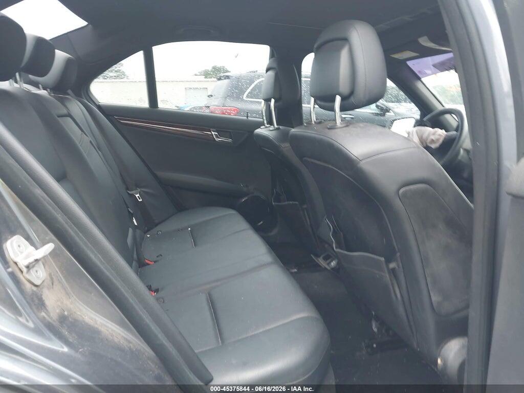 WDDGF8BB8BR175742 2011 MERCEDES-BENZ C 300 photo no. 8