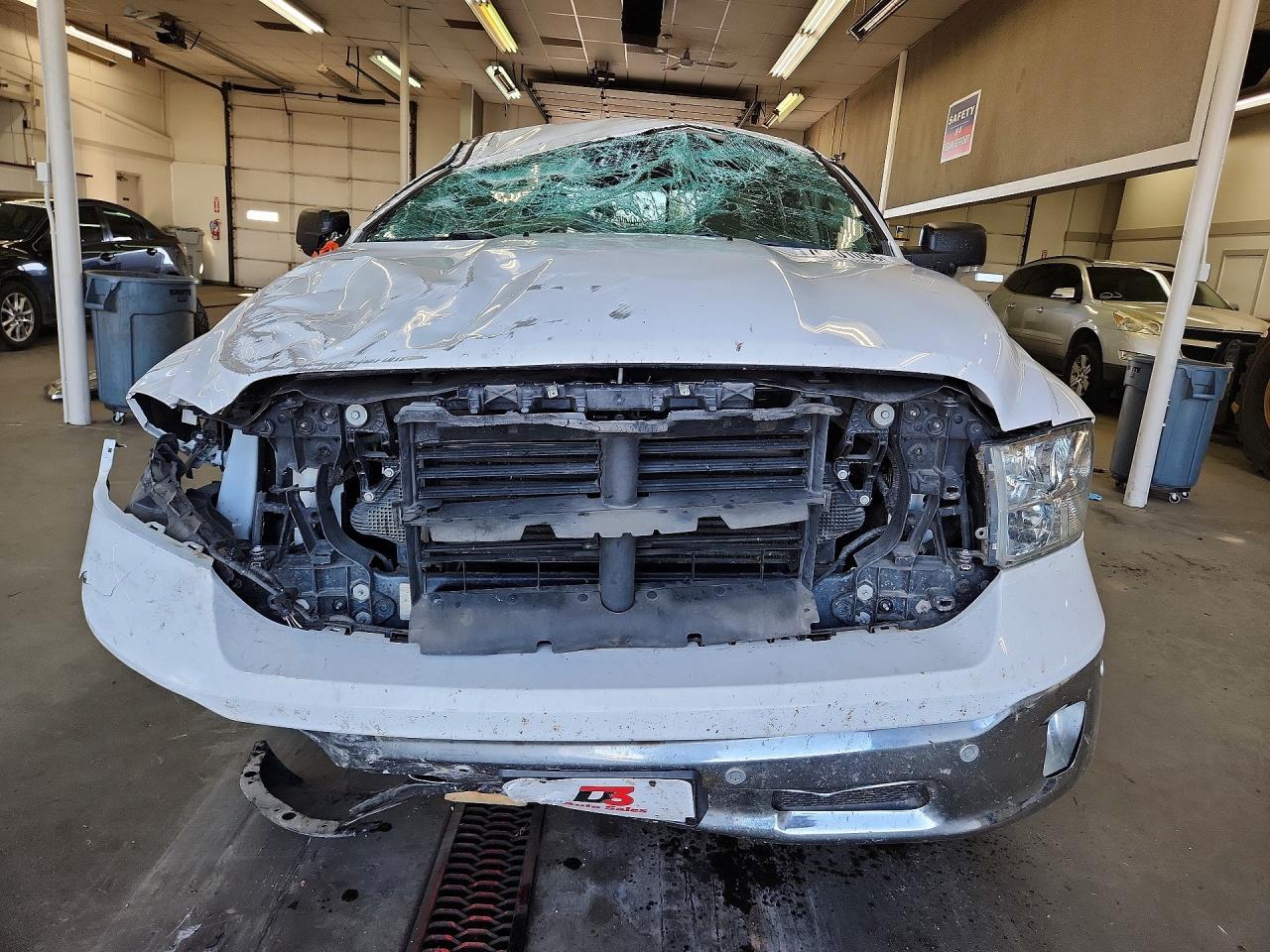 2018 RAM 1500 SLT — Фото 5 из 13
