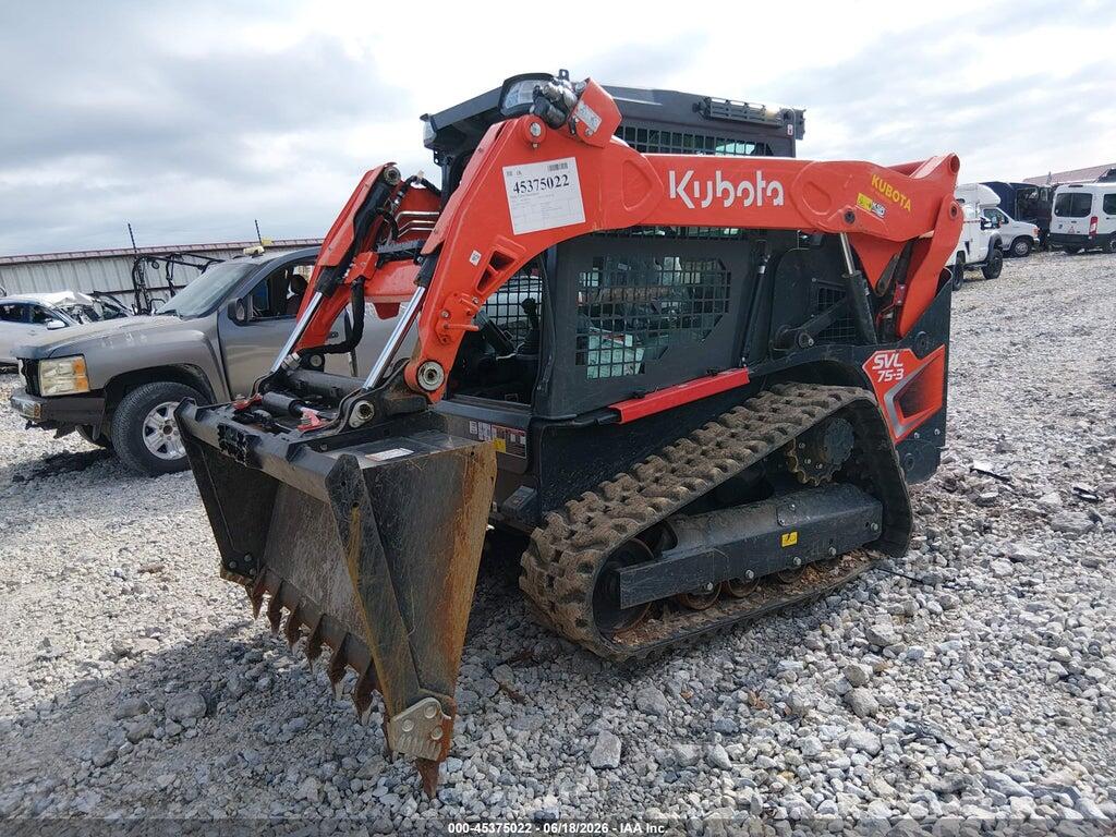 KBCZ053CCS1J46362 2025 KUBOTA SVL75-3HFWVR photo no. 2