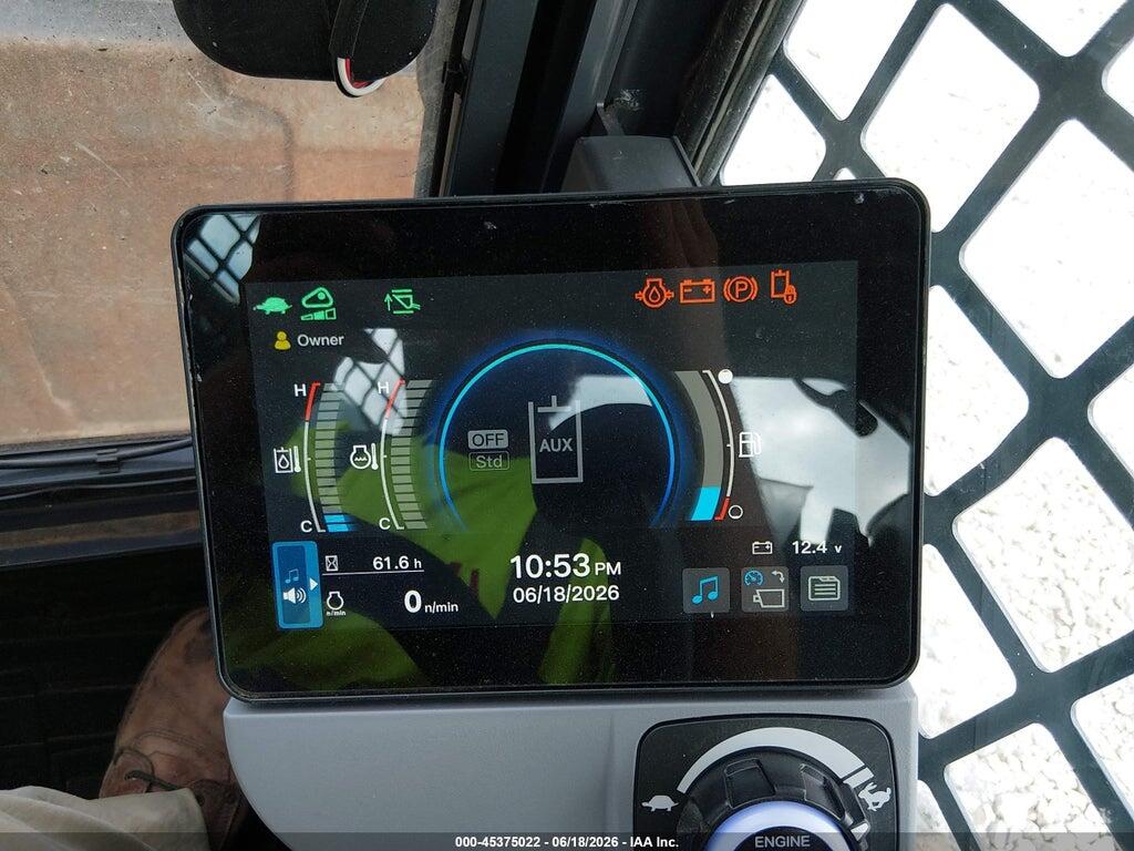 KBCZ053CCS1J46362 2025 KUBOTA SVL75-3HFWVR photo no. 7