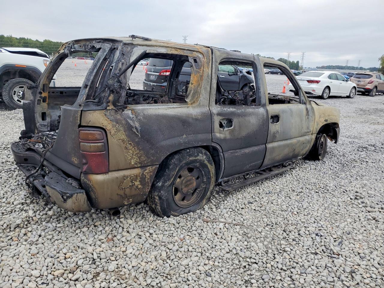 2003 GMC YUKON — Фото 3 из 11
