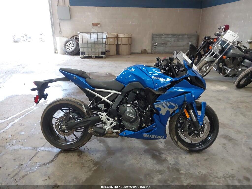 JS1EM13B5T7100453 2026 SUZUKI GSX800 photo no. 11