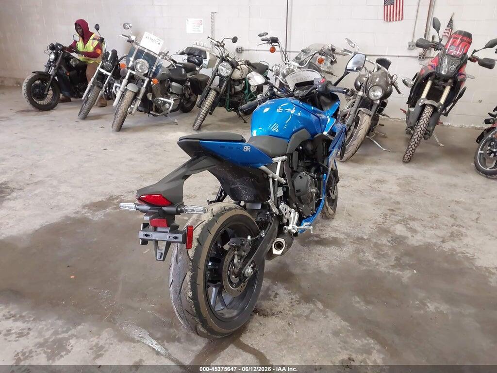 JS1EM13B5T7100453 2026 SUZUKI GSX800 photo no. 4