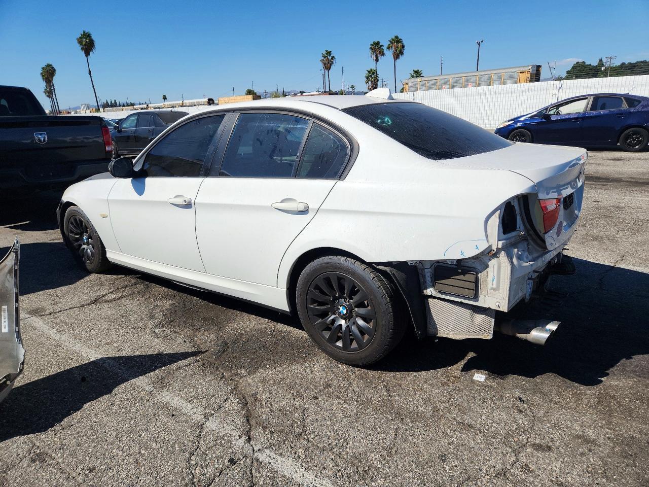 2009 BMW 328 I — Фото 2 из 13