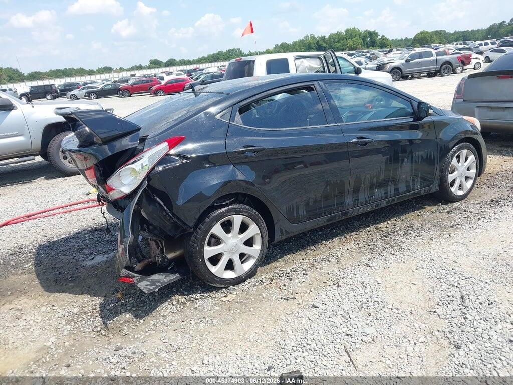 5NPDH4AE3DH386806 2013 HYUNDAI ELANTRA photo no. 4
