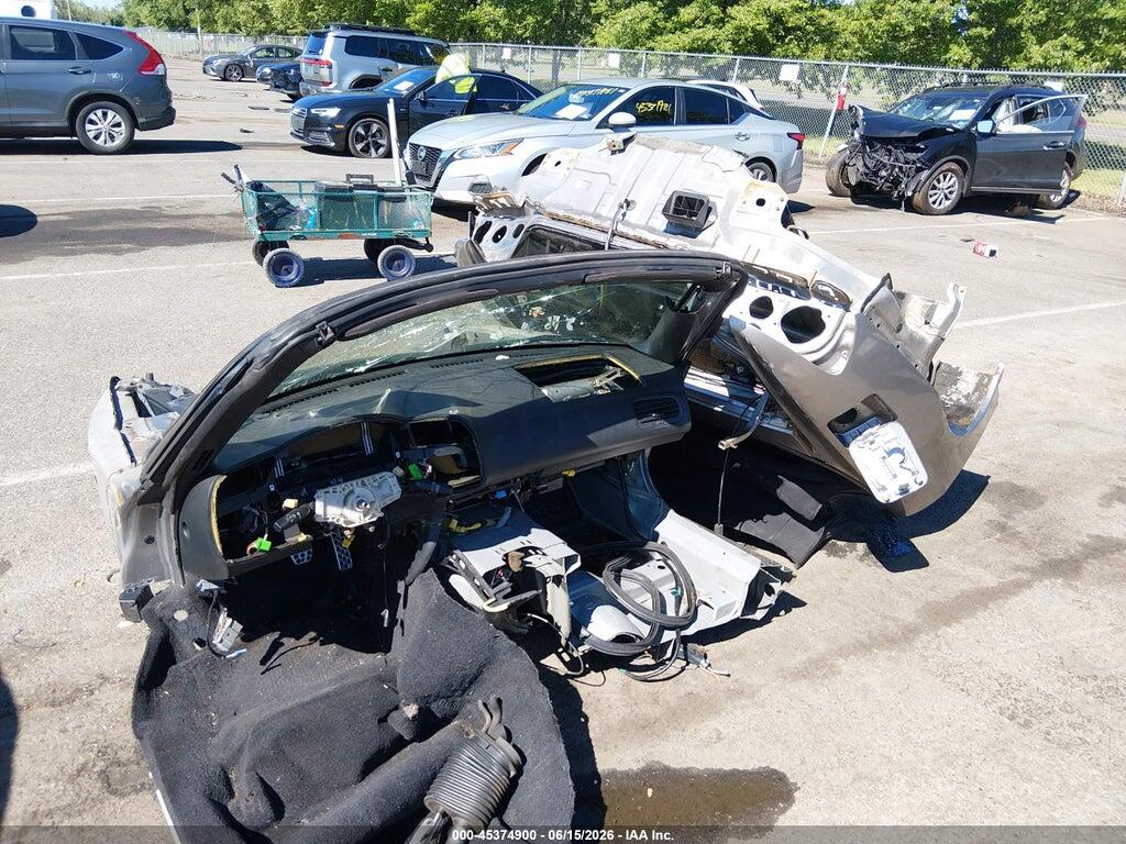 JHMAP21405S000748 2005 HONDA S2000 photo no. 6