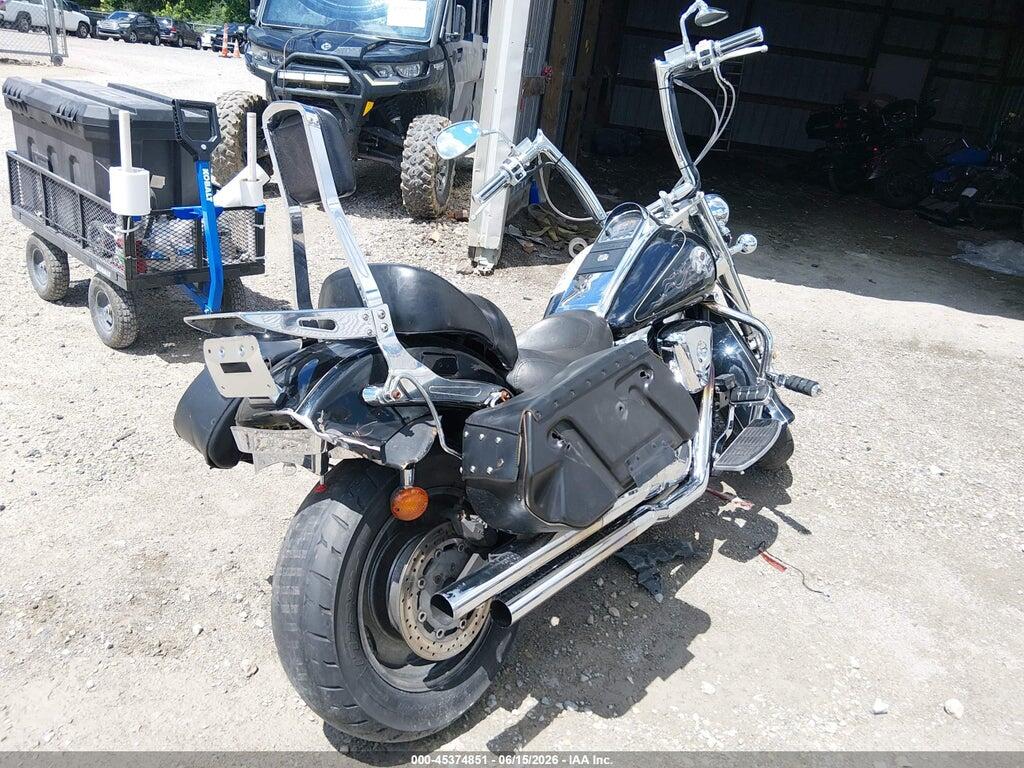 JS1VY51A0Y2104050 2000 SUZUKI VL1500 photo no. 4