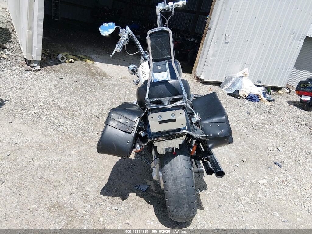 JS1VY51A0Y2104050 2000 SUZUKI VL1500 photo no. 6