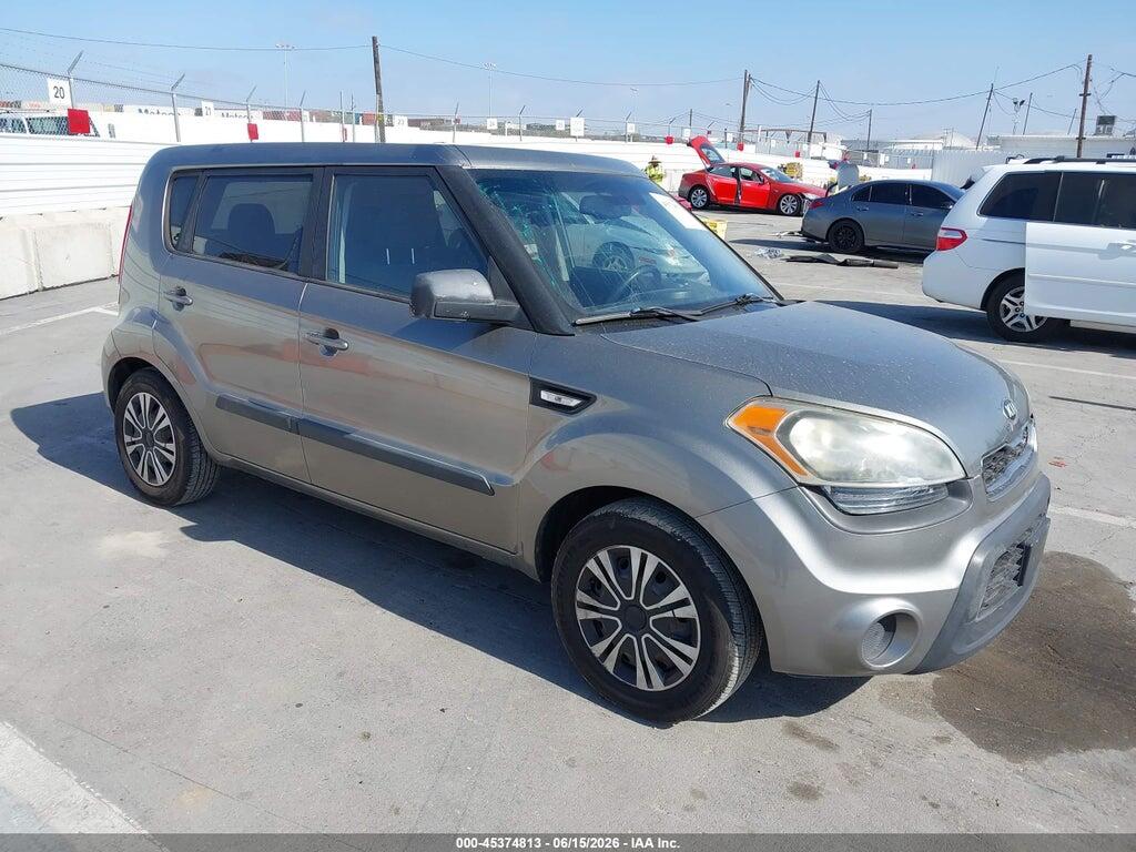 KNDJT2A56D7622634 2013 KIA SOUL photo no. 1