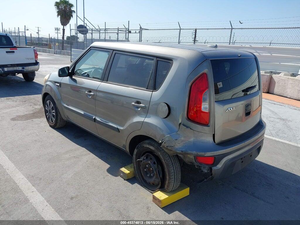 KNDJT2A56D7622634 2013 KIA SOUL photo no. 3