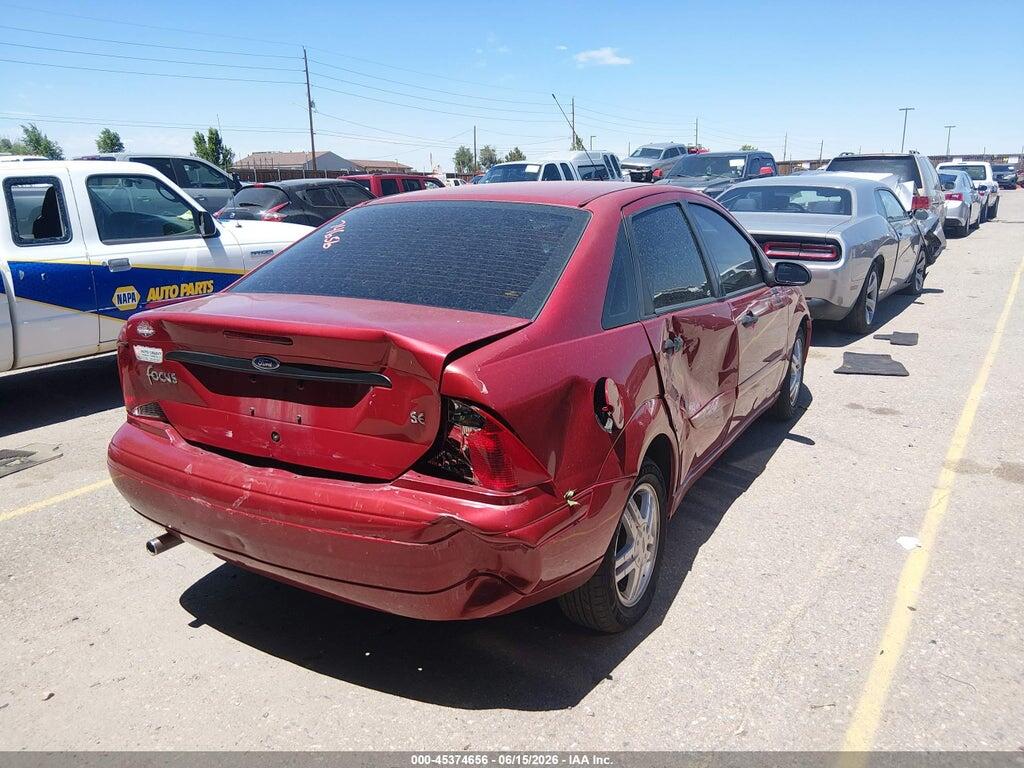 1FAFP34314W123519 2004 FORD FOCUS photo no. 4