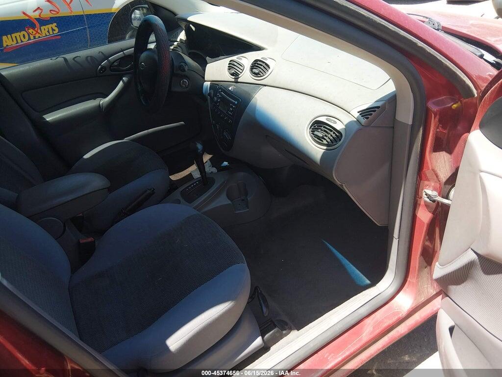 1FAFP34314W123519 2004 FORD FOCUS photo no. 5