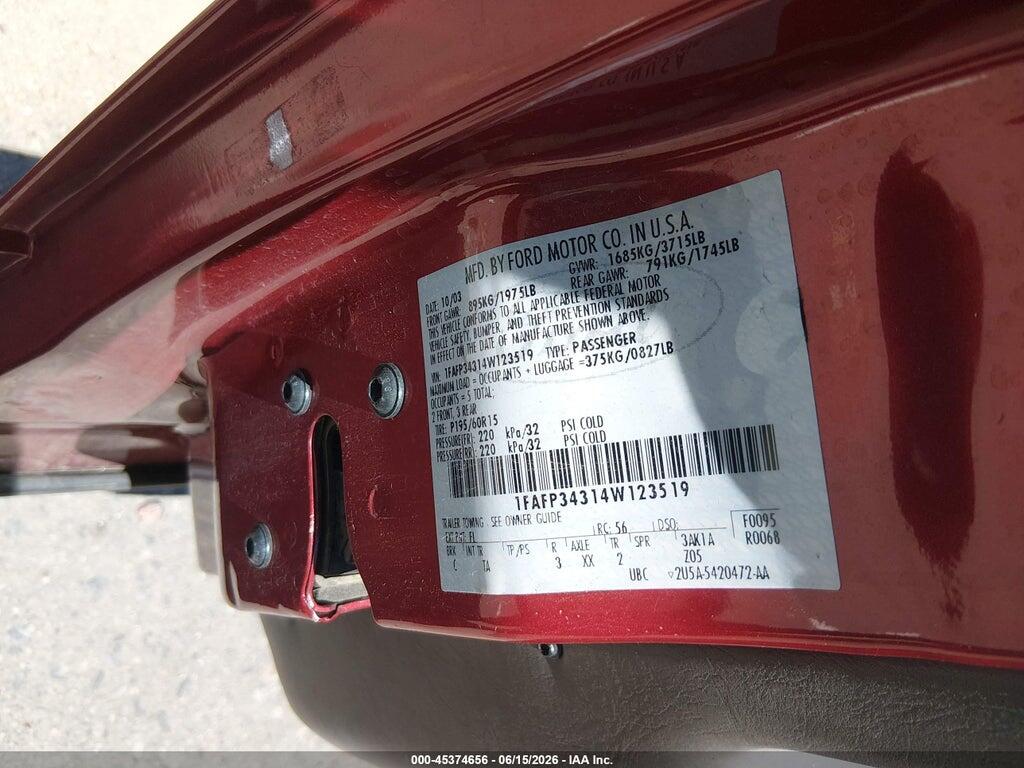 1FAFP34314W123519 2004 FORD FOCUS photo no. 9