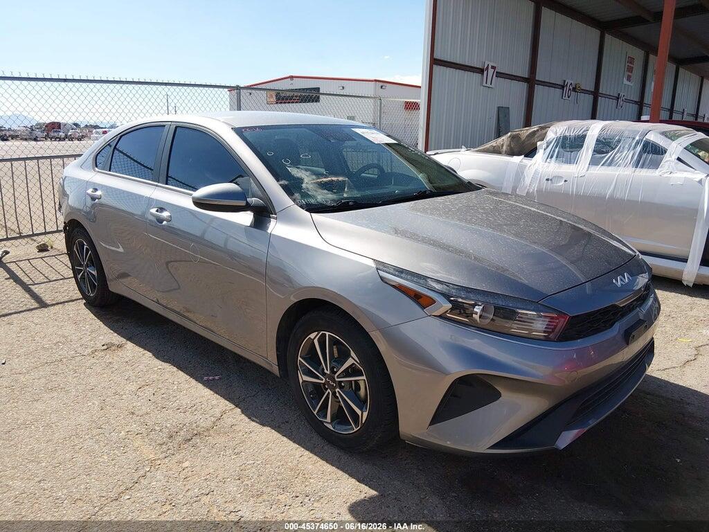 3KPF24AD7PE557065 2023 KIA FORTE photo no. 1