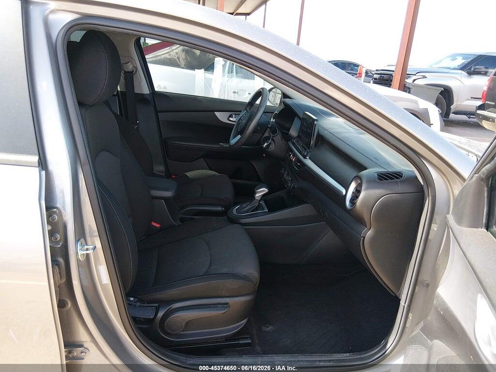 3KPF24AD7PE557065 2023 KIA FORTE photo no. 5