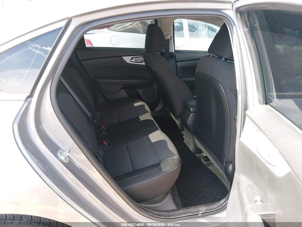 3KPF24AD7PE557065 2023 KIA FORTE photo no. 8