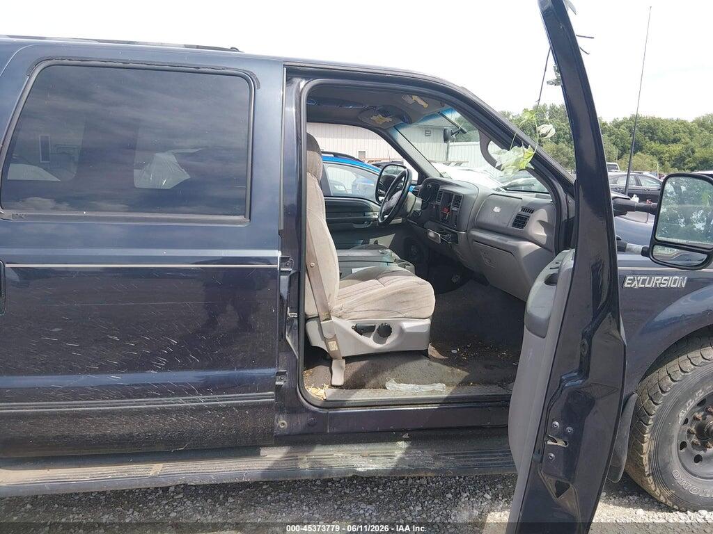 1FMNU40L4YEC72444 2000 FORD EXCURSION photo no. 5