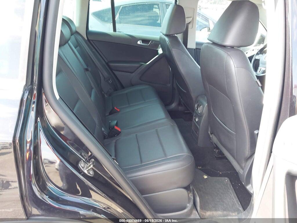 WVGAV7AX3BW521736 2011 VOLKSWAGEN TIGUAN photo no. 8