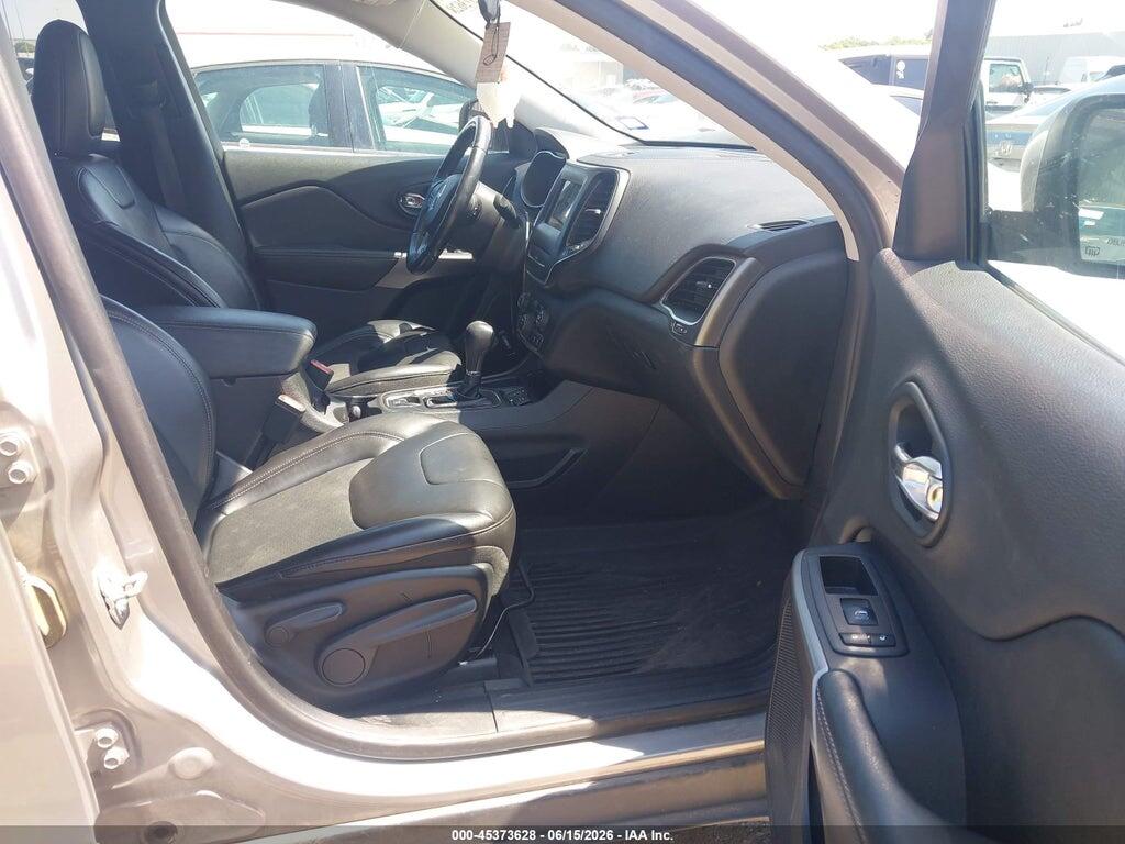 1C4PJLLB0KD226285 2019 JEEP CHEROKEE photo no. 5