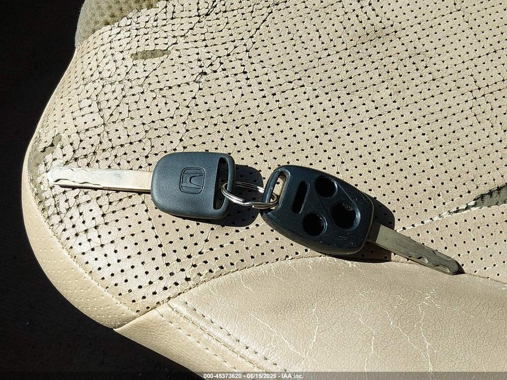 JHLRD78945C032725 2005 HONDA CR-V photo no. 11