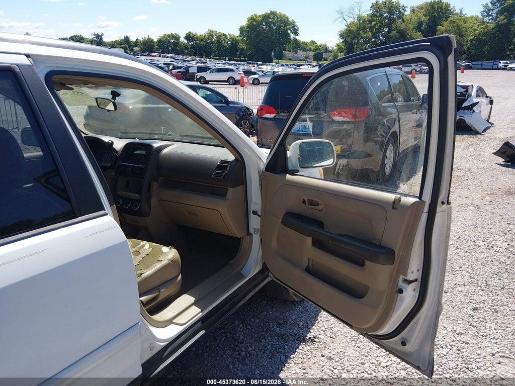 JHLRD78945C032725 2005 HONDA CR-V photo no. 5