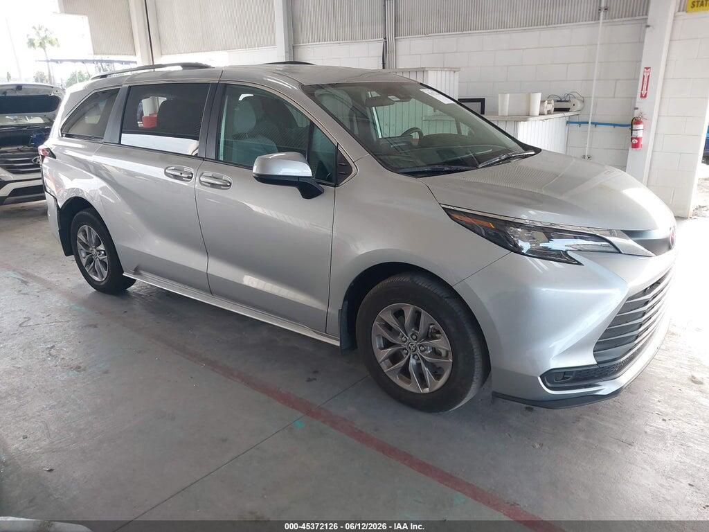 5TDKRKECXSS260144 2025 TOYOTA SIENNA photo no. 1