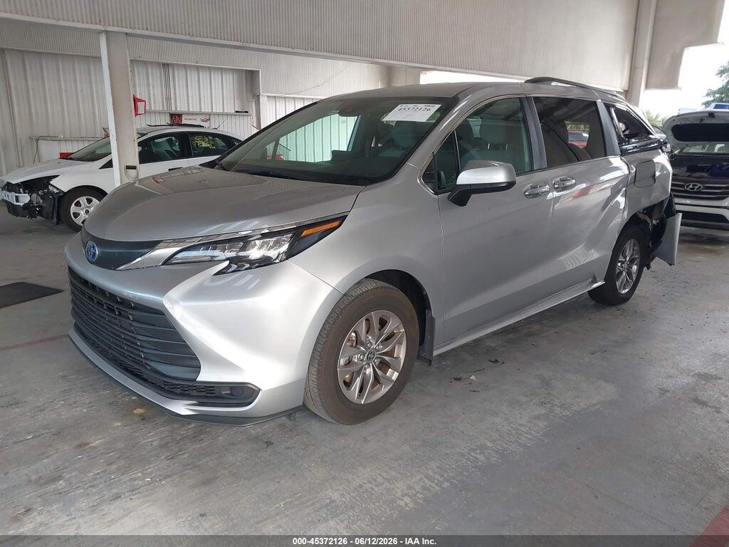 5TDKRKECXSS260144 2025 TOYOTA SIENNA photo no. 2