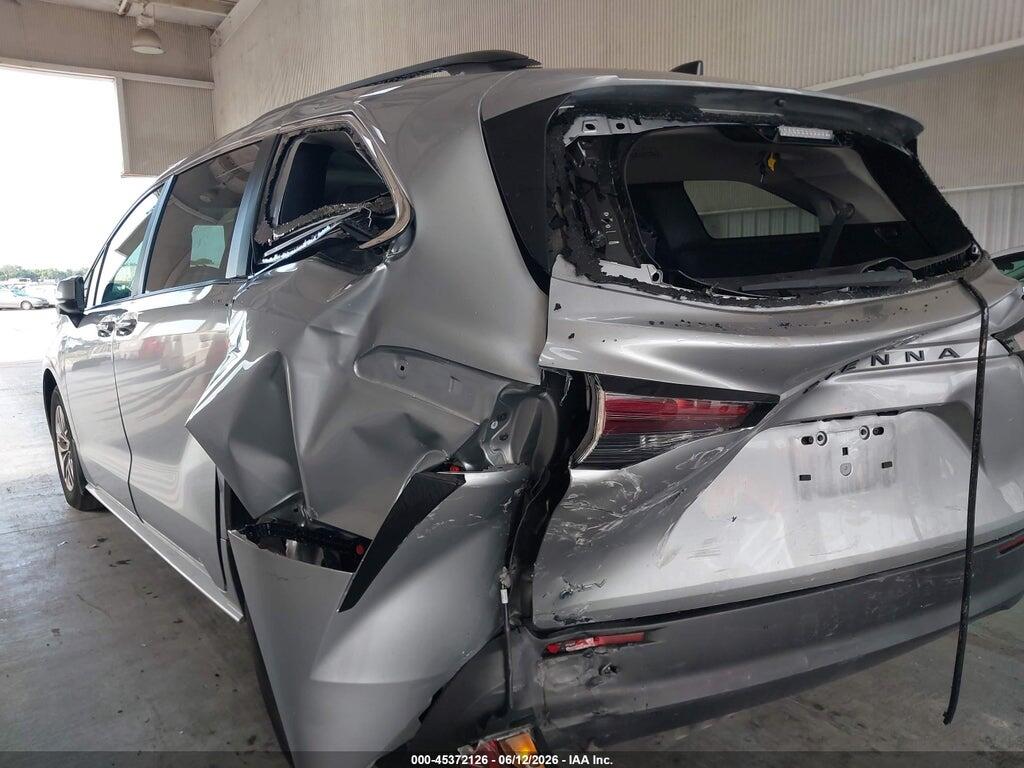 5TDKRKECXSS260144 2025 TOYOTA SIENNA photo no. 6