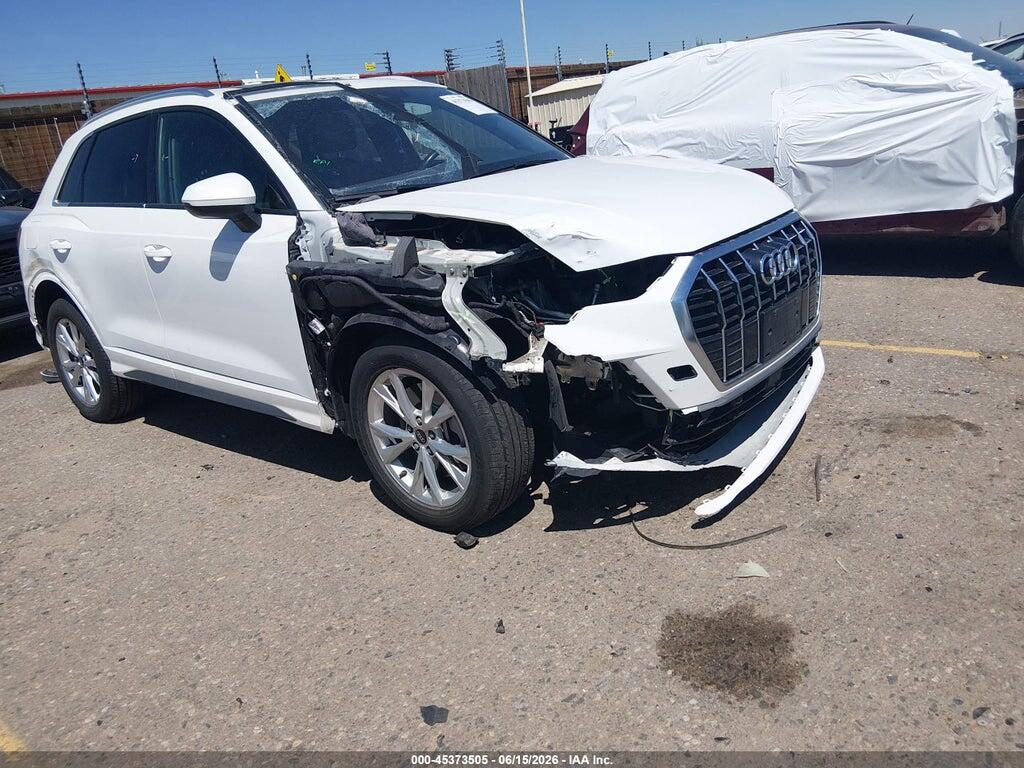 WA1DECF36P1048509 2023 AUDI Q3 photo no. 1