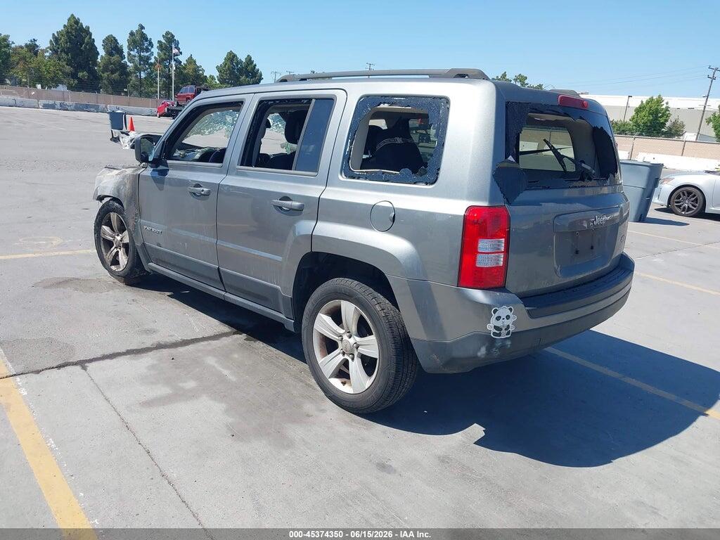 1C4NJPFBXDD181286 2013 JEEP PATRIOT photo no. 3