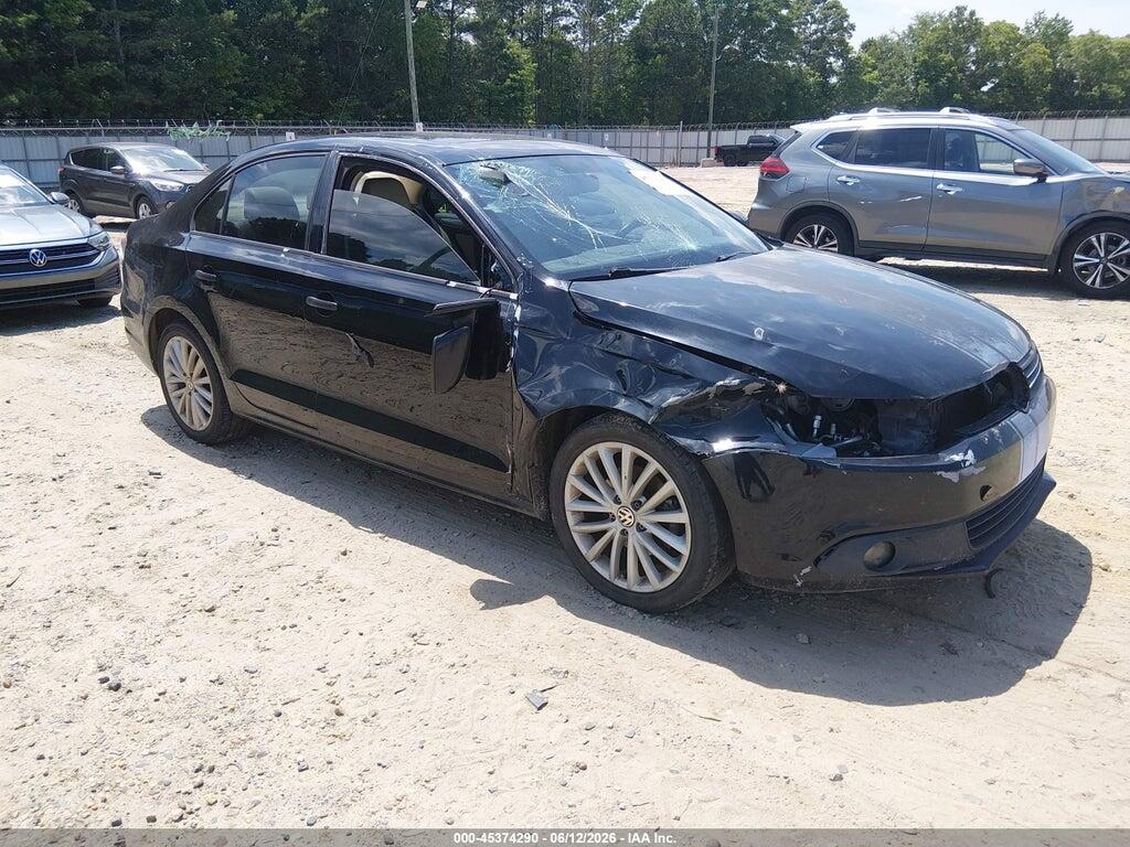 3VWLP7AJ2DM236089 2013 VOLKSWAGEN JETTA photo no. 1