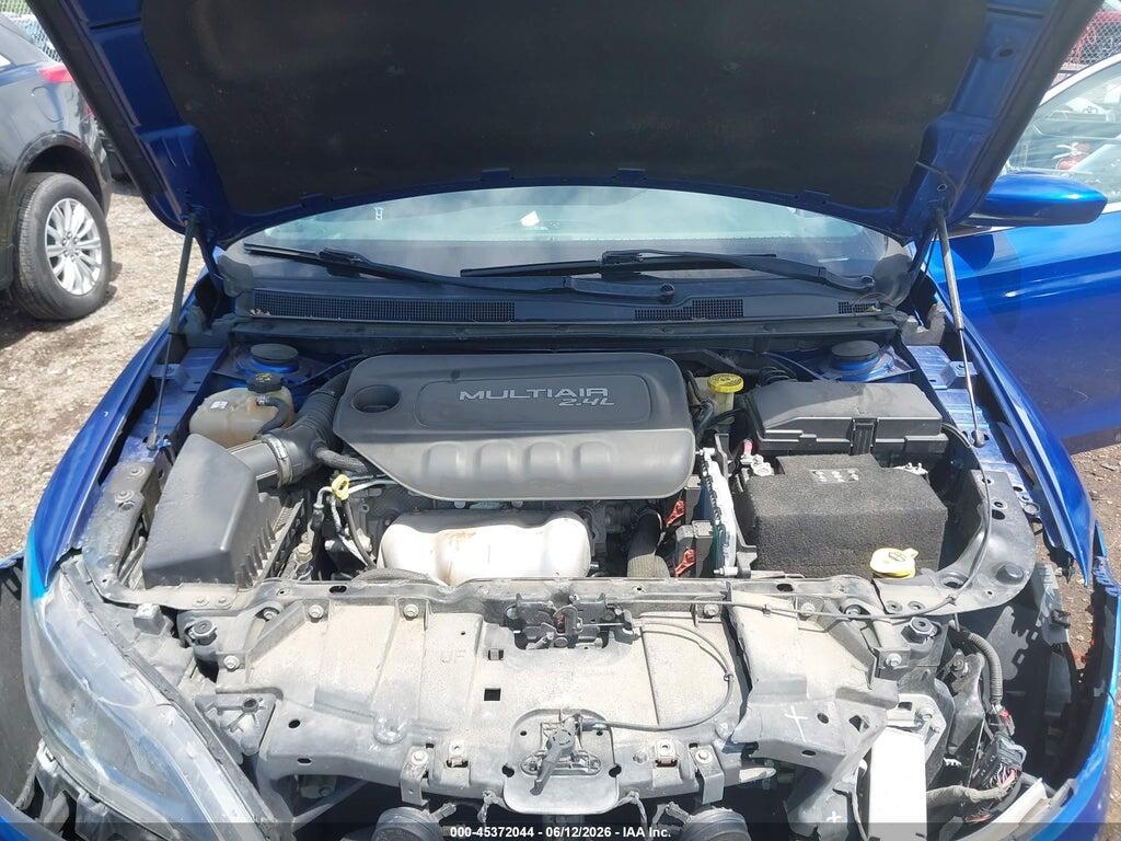 1C3CCCAB3GN158890 2016 CHRYSLER 200 photo no. 10