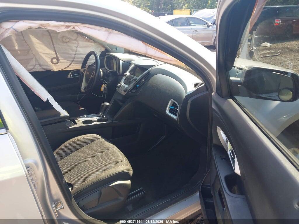 2GNALCEK6H1584967 2017 CHEVROLET EQUINOX photo no. 5