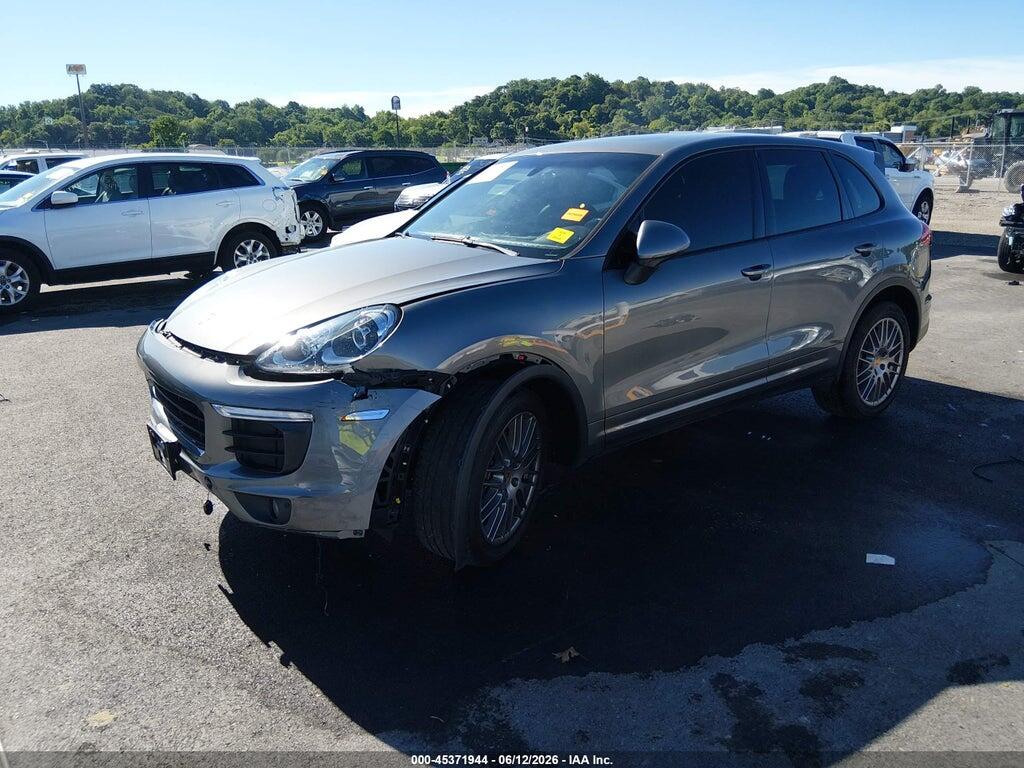 WP1AA2A20GLA09656 2016 PORSCHE CAYENNE photo no. 2