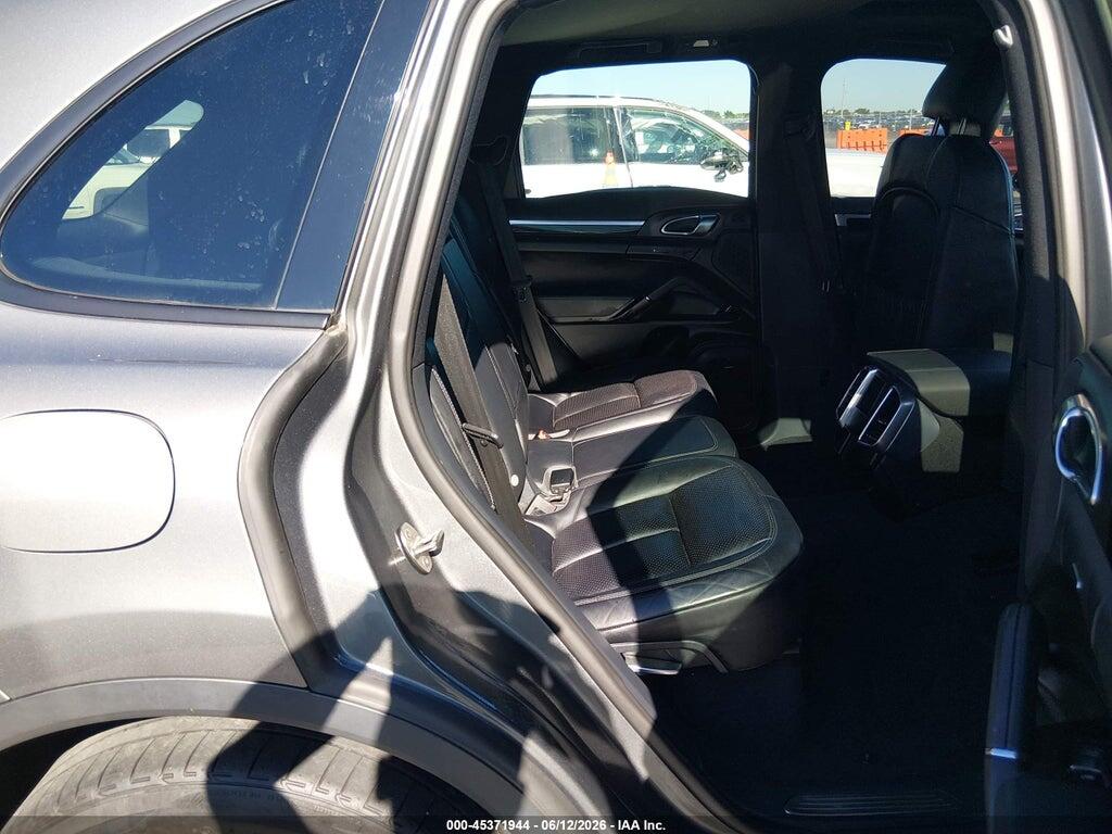 WP1AA2A20GLA09656 2016 PORSCHE CAYENNE photo no. 8