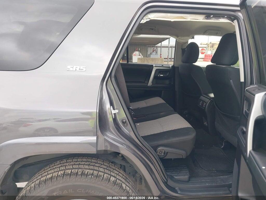 JTEEU5JR8M5243595 2021 TOYOTA 4RUNNER photo no. 8