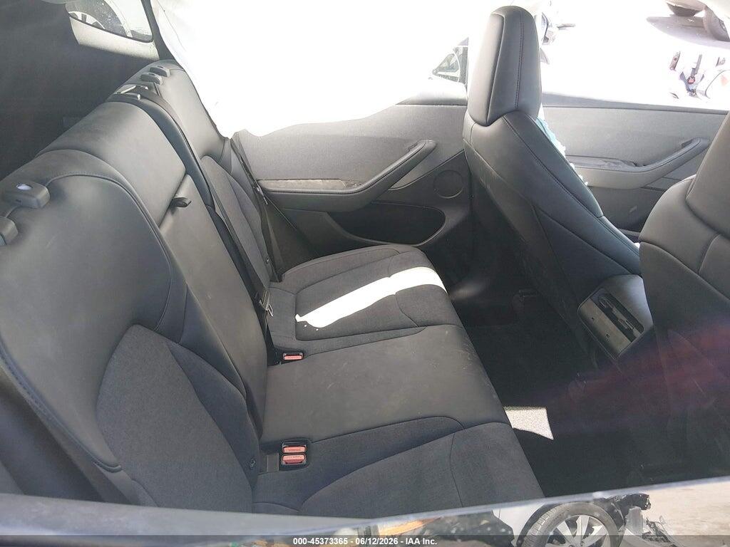 7SAYGDEEXTA662135 2026 TESLA MODEL Y photo no. 8