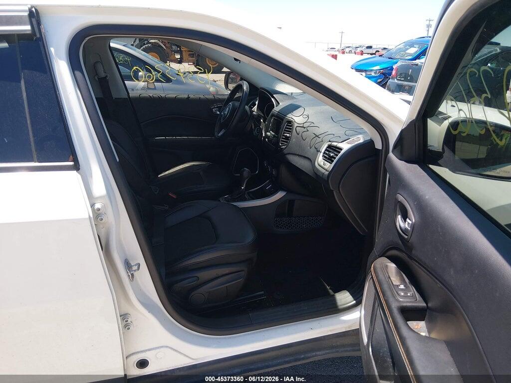 3C4NJCBBXHT632585 2017 JEEP NEW COMPASS photo no. 5