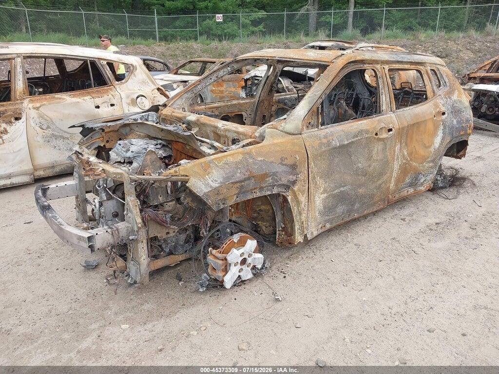 3C4NJDBB1MT547523 2021 JEEP COMPASS photo no. 2