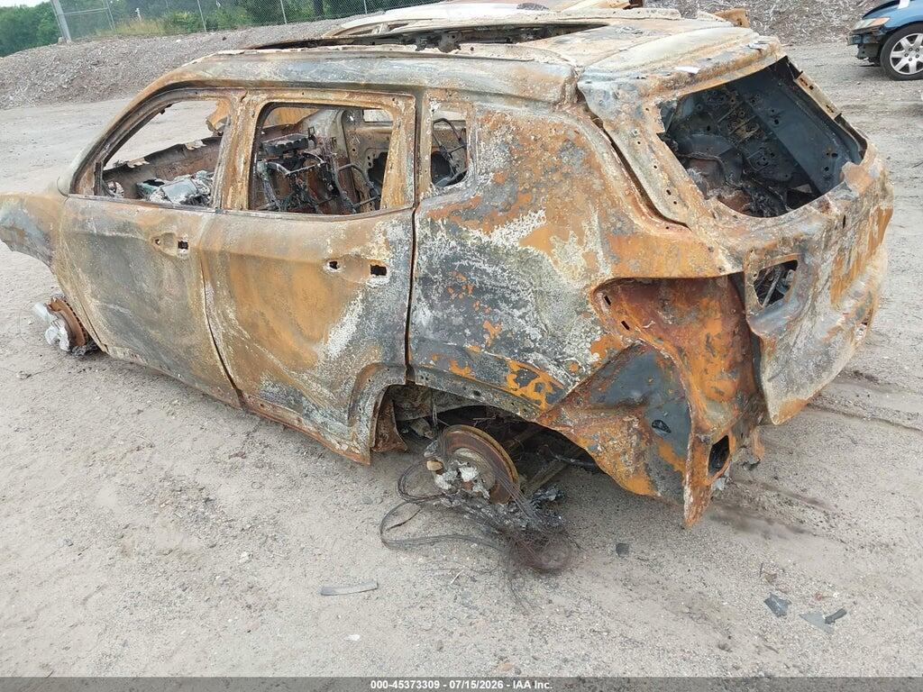 3C4NJDBB1MT547523 2021 JEEP COMPASS photo no. 3