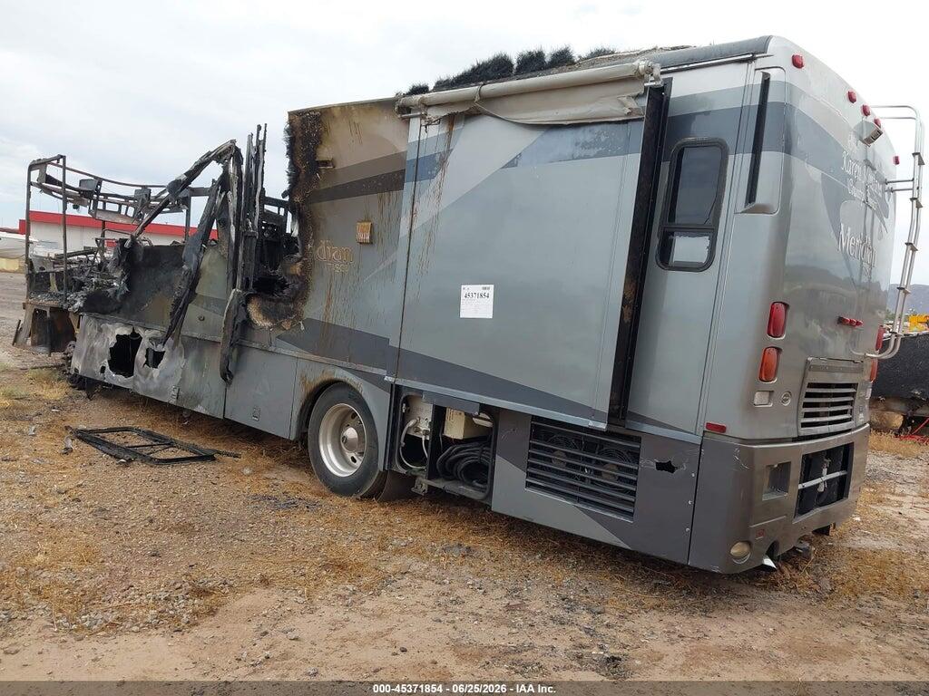 4UZAAHDC94CM79443 2004 FREIGHTLINER CHASSIS photo no. 3