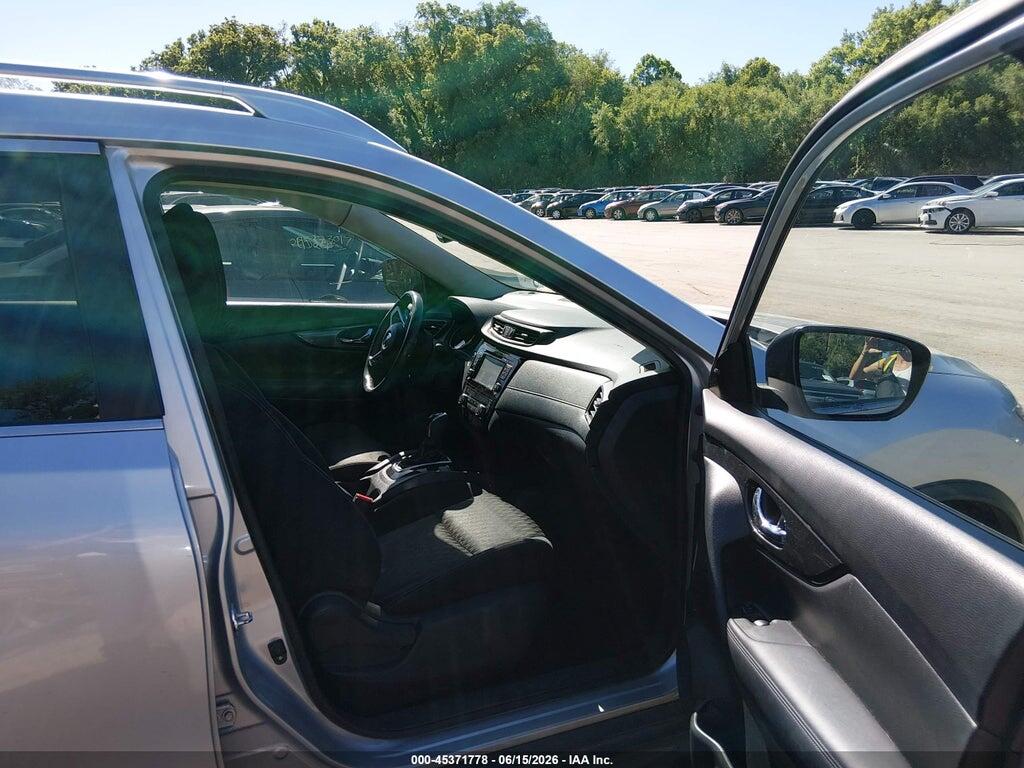 KNMAT2MV3HP563141 2017 NISSAN ROGUE photo no. 5