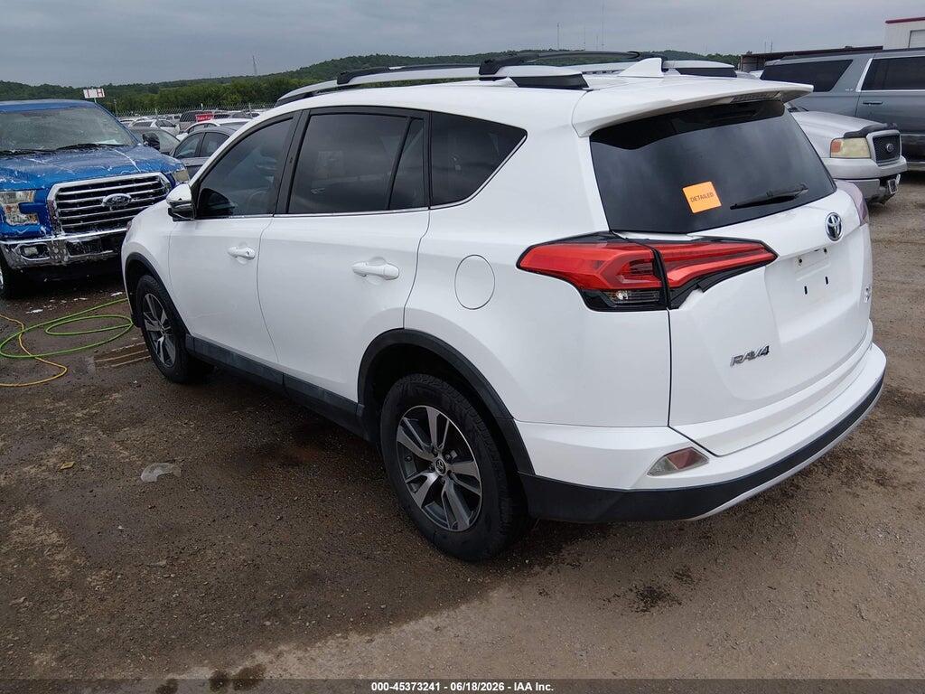 2T3RFREV3GW437074 2016 TOYOTA RAV4 photo no. 3