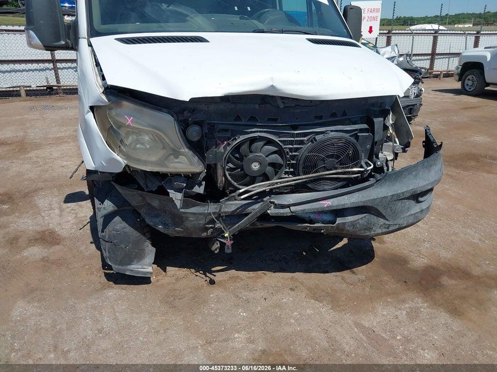 WDYPE8DC2E5857177 2014 FREIGHTLINER SPRINTER 2500 photo no. 6