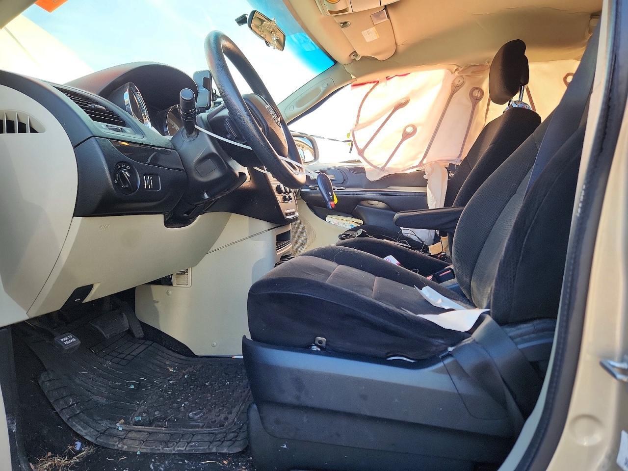 2013 DODGE GRAND CARAVAN SXT — Фото 7 из 13