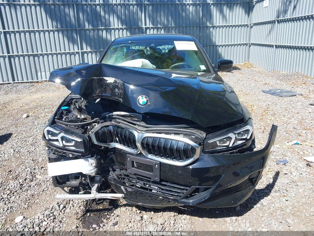 3MW89CW02S8F81007 2025 BMW 330I photo no. 12