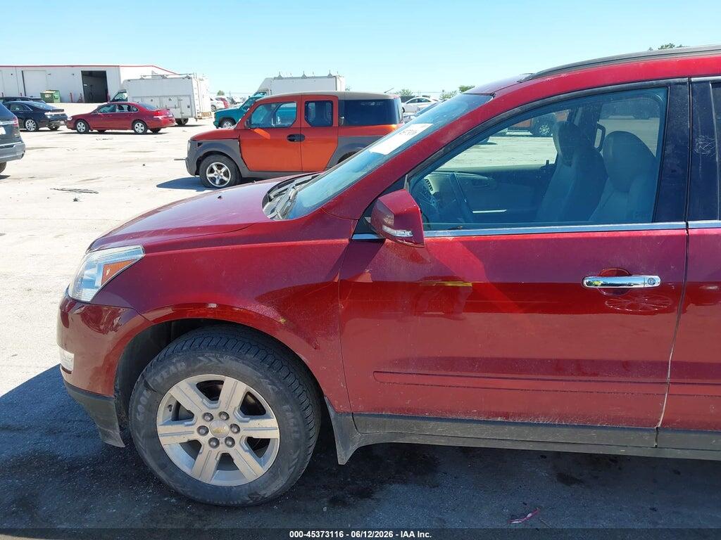 1GNKVJED2BJ286935 2011 CHEVROLET TRAVERSE photo no. 12