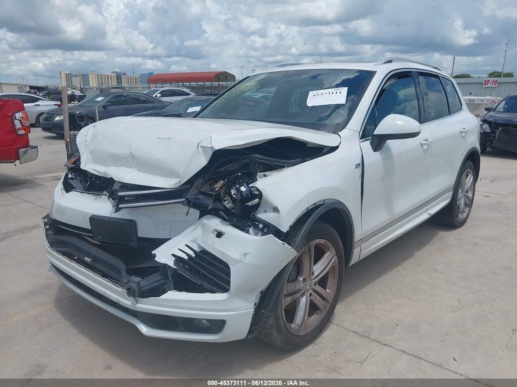 WVGDP9BP2ED014134 2014 VOLKSWAGEN TOUAREG photo no. 2