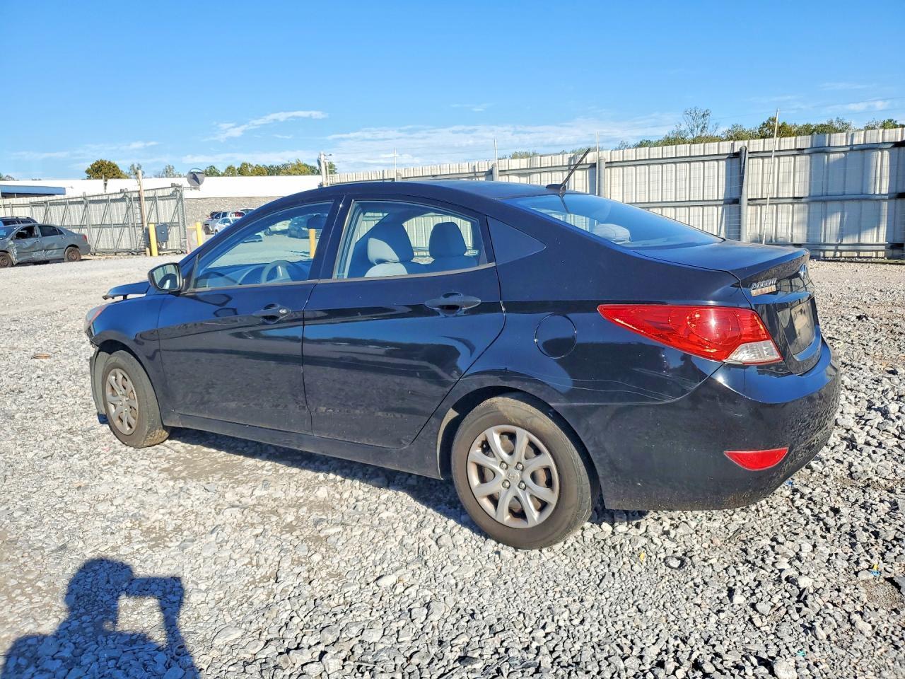 2012 HYUNDAI ACCENT GLS — Фото 2 из 12